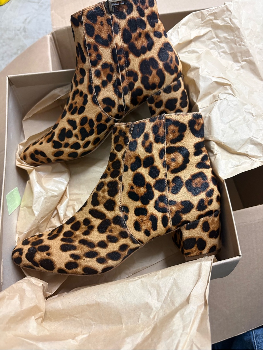 Madewell Stacked Heel Chelsea Boots. Size 9. New.